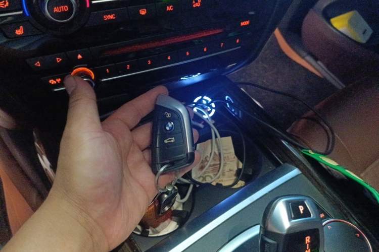Used BMW X5 2017 xDrive35i Middle East Vehicle Key
