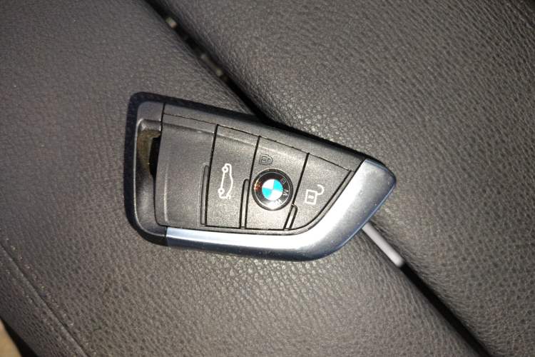 Used BMW X5 2017 xDrive35i Middle East Vehicle Key