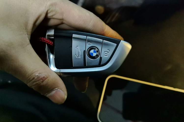 Used BMW X5 2017 xDrive35i Elegant Edition Vehicle Key