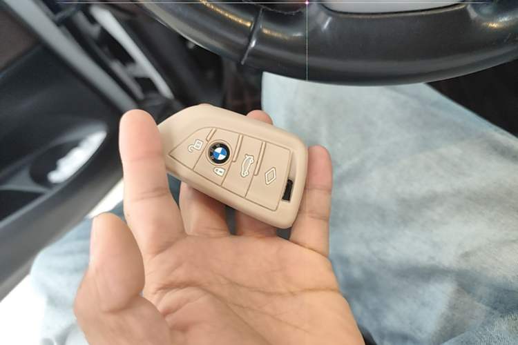 Used BMW X5 2017 xDrive28i Vehicle Key