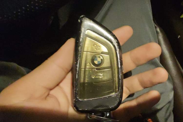 Used BMW X5 2017 xDrive28i Vehicle Key