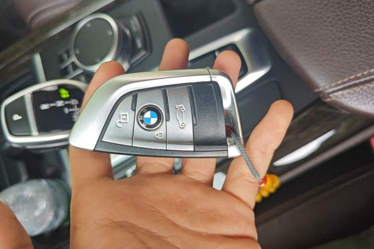 Used BMW X5 2017 xDrive35i Leading Model Vehicle Key