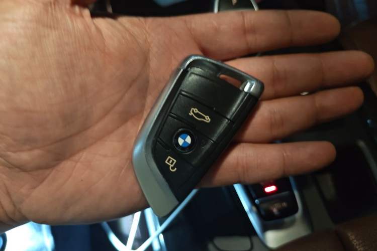 Used BMW X5 2017 xDrive35i M Sport Edition Vehicle Key