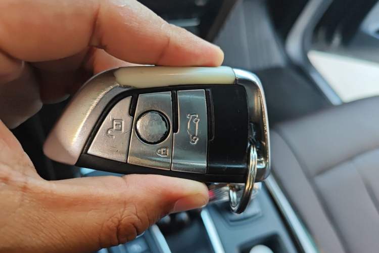Used BMW X5 2017 xDrive35i Elegant Edition Vehicle Key