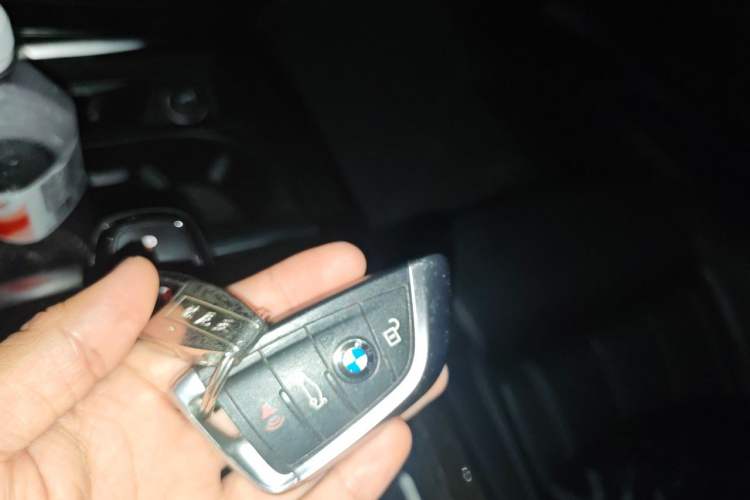 Used BMW X5 2017 xDrive35i Standard Model U.S. Specification Vehicle Key