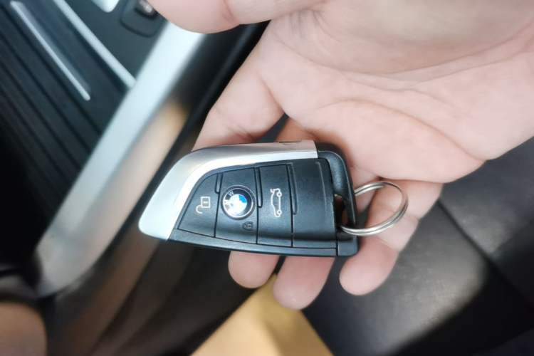 Used BMW X5 2017 xDrive35i Standard Model U.S. Specification Vehicle Key
