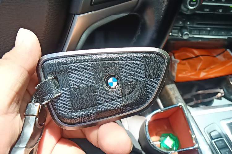 Used BMW X5 2017 xDrive28i Vehicle Key