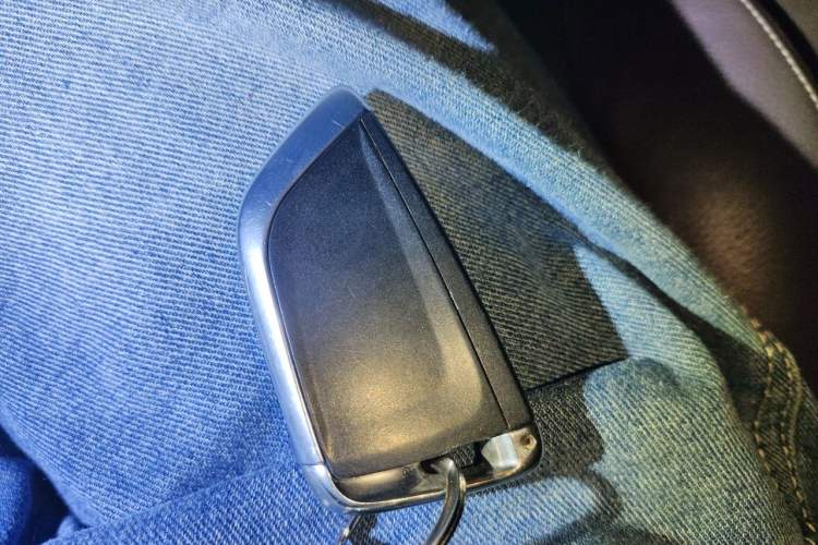 Used BMW X5 2017 xDrive28i Vehicle Key