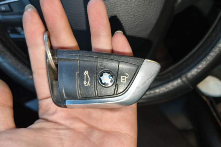 Used BMW X5 2017 xDrive35i Middle East Vehicle Key