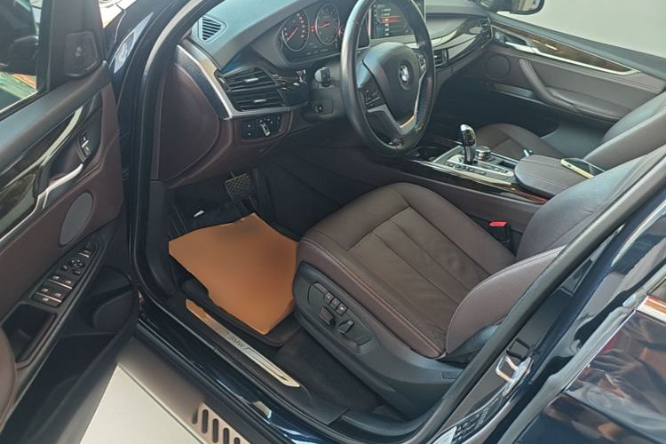 Used BMW X5 2017 xDrive28i Driver Seat