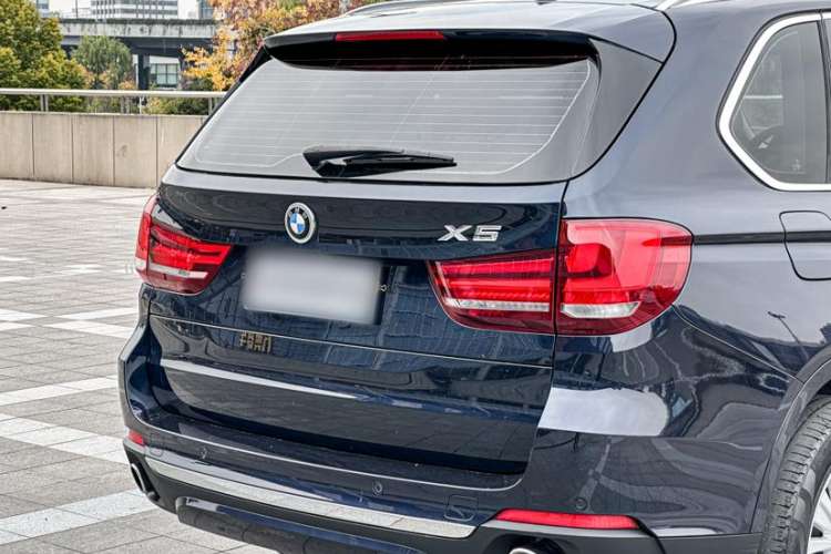 Used BMW X5 2017 xDrive28i Exterior 6