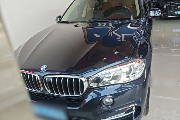Used BMW X5 2017 xDrive28i Front