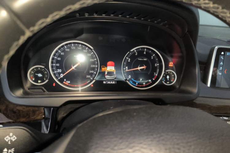 Used BMW X5 2017 xDrive28i Instrument Cluster
