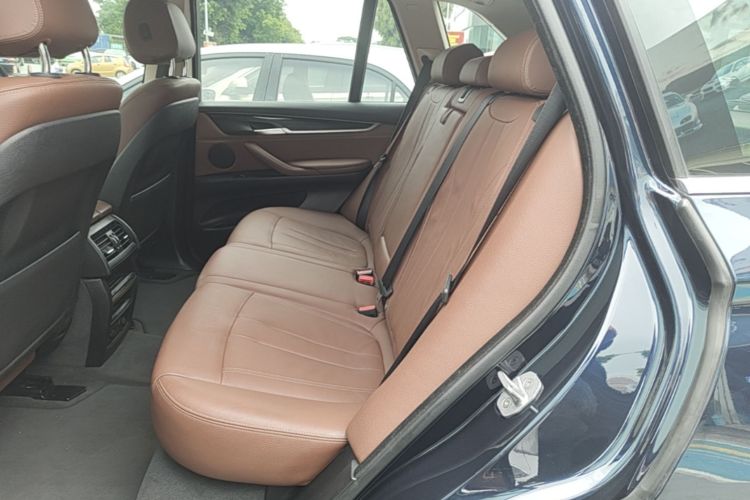 Used BMW X5 2017 xDrive35i Standard Model U.S. Specification Left Rear Seat