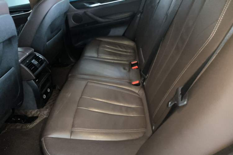 Used BMW X5 2017 xDrive28i Left Rear Seat