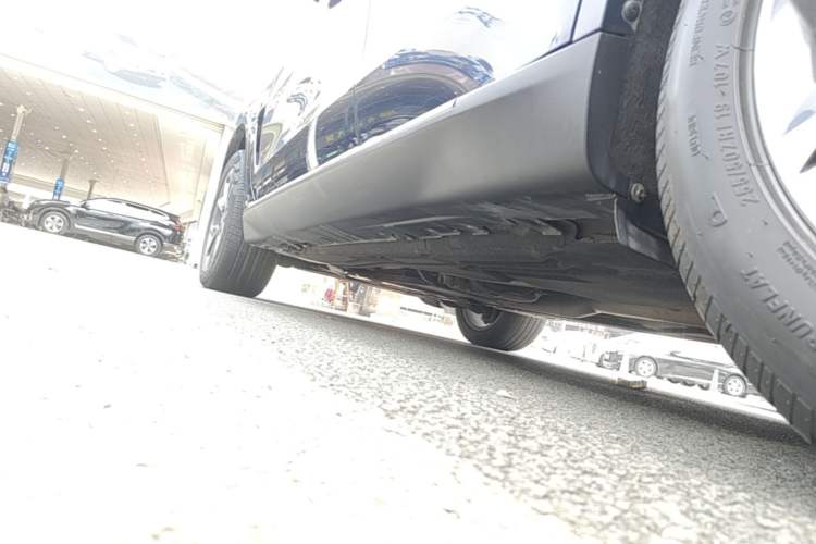 Used BMW X5 2017 xDrive35i Standard Model U.S. Specification Left Side Sill