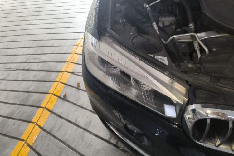Used BMW X5 2017 xDrive28i Right Front Headlight