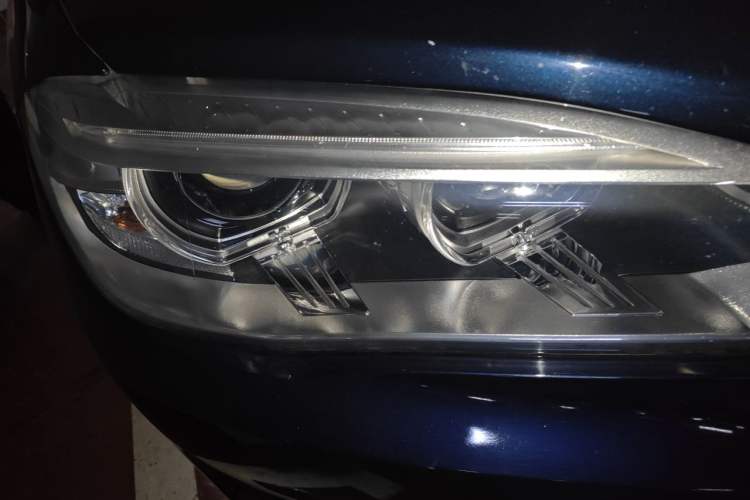 Used BMW X5 2017 xDrive28i Right Front Headlight