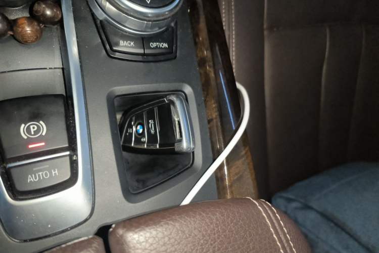 Used BMW X5 2017 xDrive28i Vehicle Key