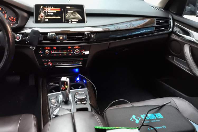Used BMW X5 2017 xDrive35i Elegant Edition Audio And AC Panel