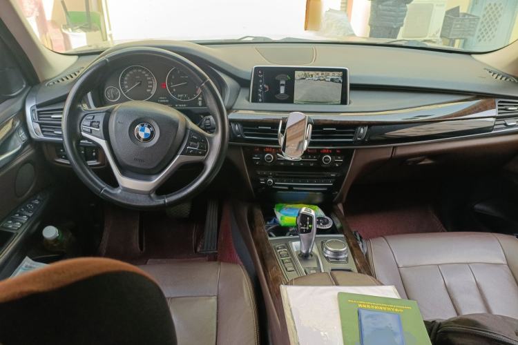 Used BMW X5 2017 xDrive35i Elegant Edition Center Console