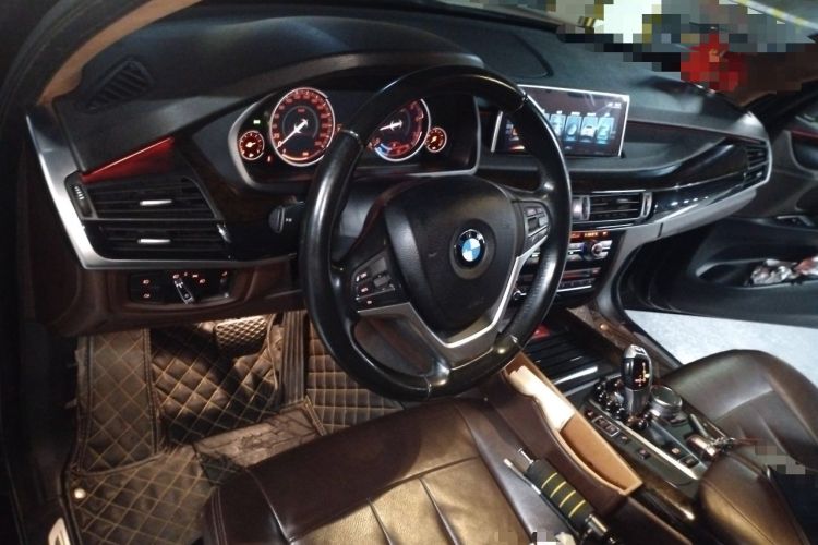 Used BMW X5 2017 xDrive28i Center Console