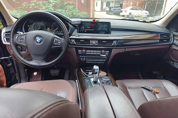 Used BMW X5 2017 xDrive35i Elegant Edition Center Console