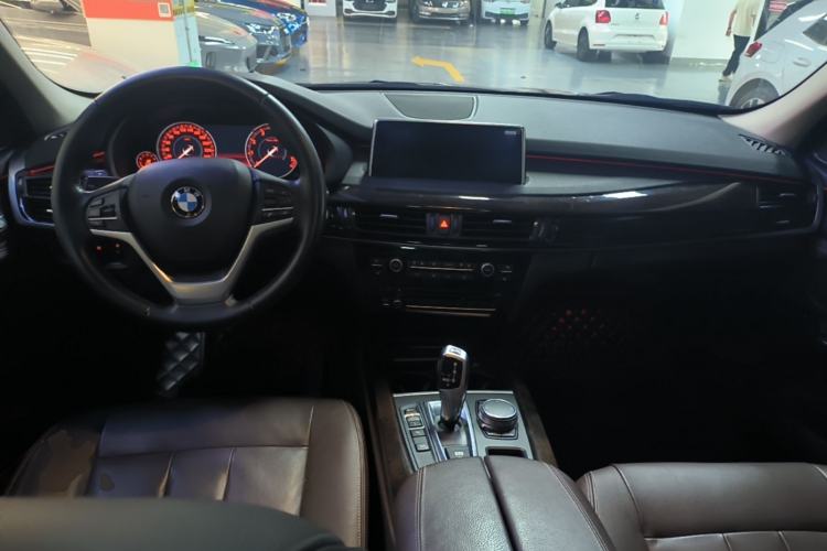 Used BMW X5 2017 xDrive35i Elegant Edition Center Console