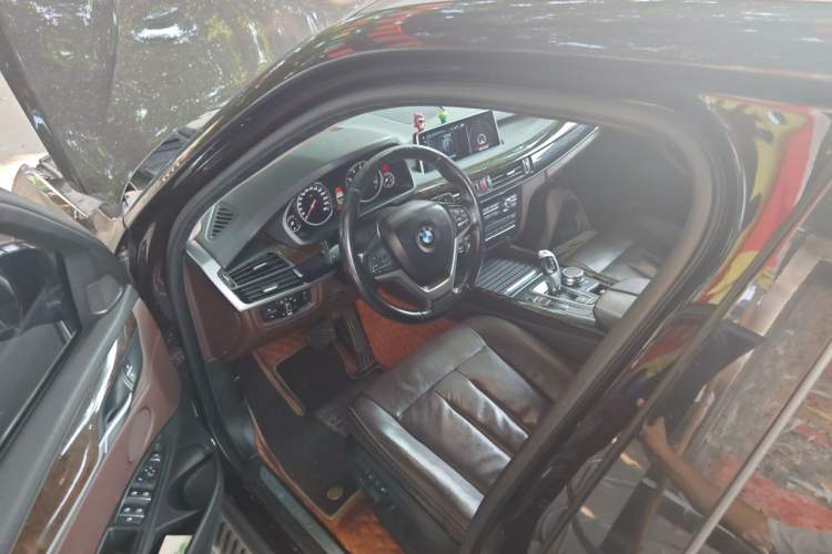 Used BMW X5 2017 xDrive28i Driver Seat
