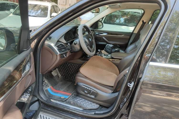 Used BMW X5 2017 xDrive28i Driver Seat