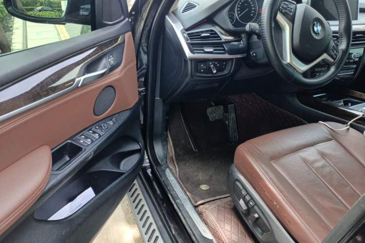 Used BMW X5 2017 xDrive28i Driver Seat