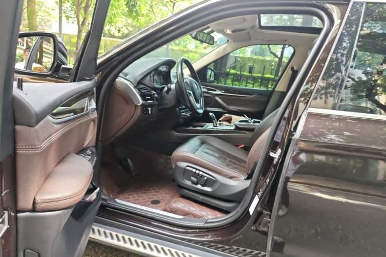 Used BMW X5 2017 xDrive28i Driver Seat