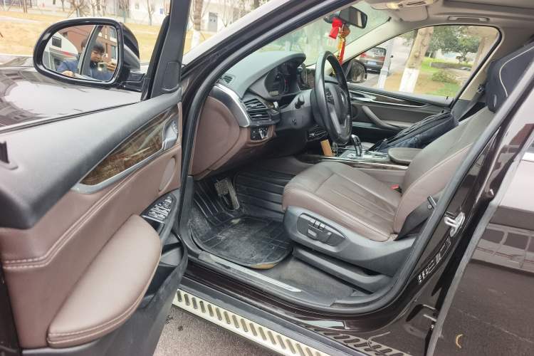 Used BMW X5 2017 xDrive28i Driver Seat