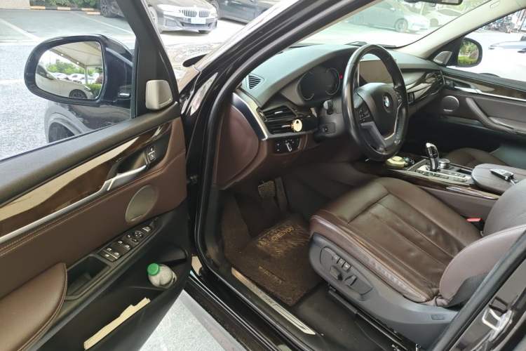 Used BMW X5 2017 xDrive28i Driver Seat
