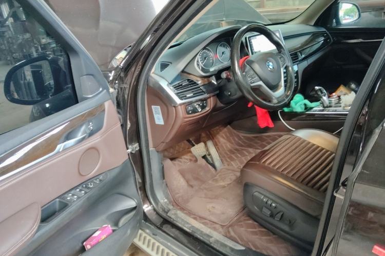 Used BMW X5 2017 xDrive28i Driver Seat