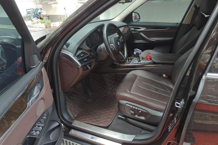 Used BMW X5 2017 xDrive28i Driver Seat