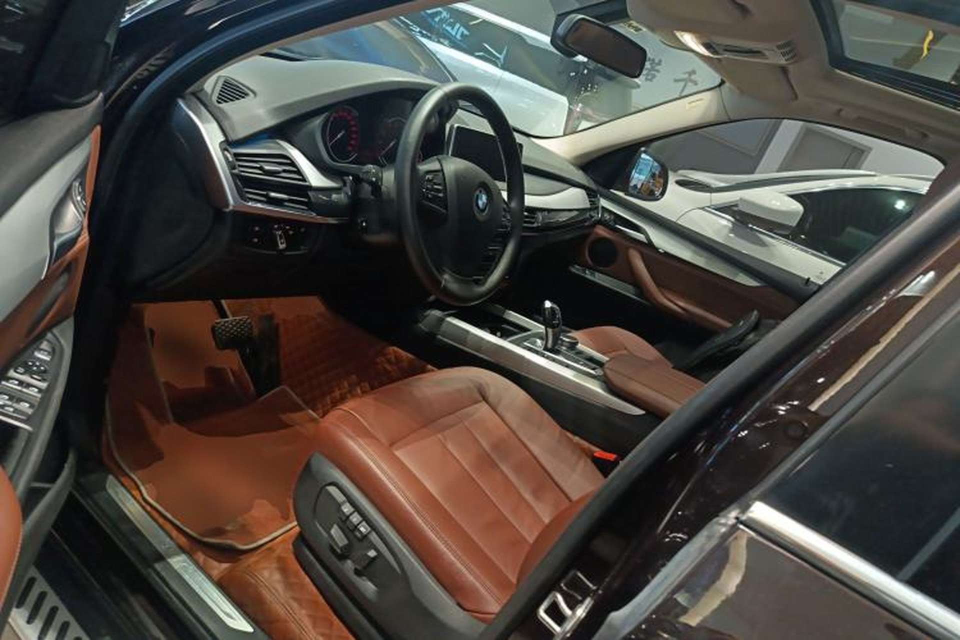 Used BMW X5 2017 xDrive35i Middle East Driver Seat