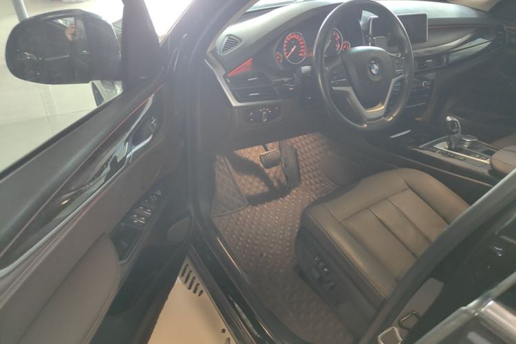Used BMW X5 2017 xDrive35i Elegant Edition Driver Seat