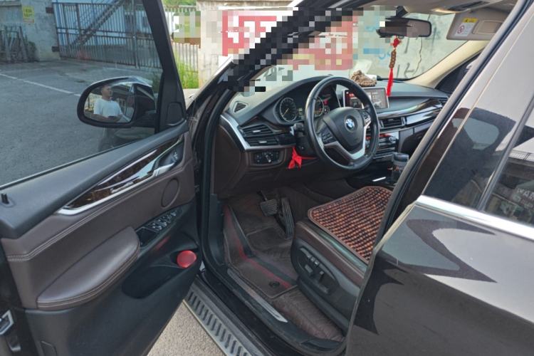 Used BMW X5 2017 xDrive35i Elegant Edition Driver Seat