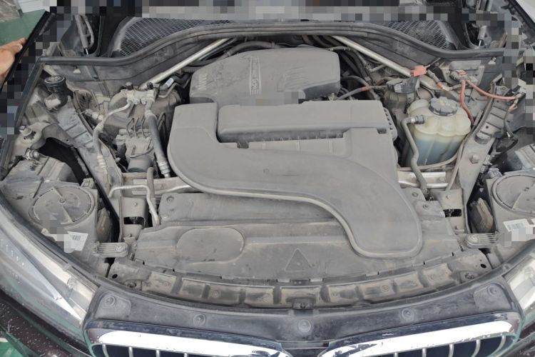 Used BMW X5 2017 xDrive28i Engine Bay