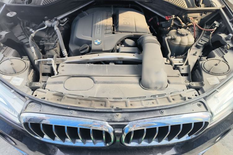 Used BMW X5 2017 xDrive35i Elegant Edition Engine Bay