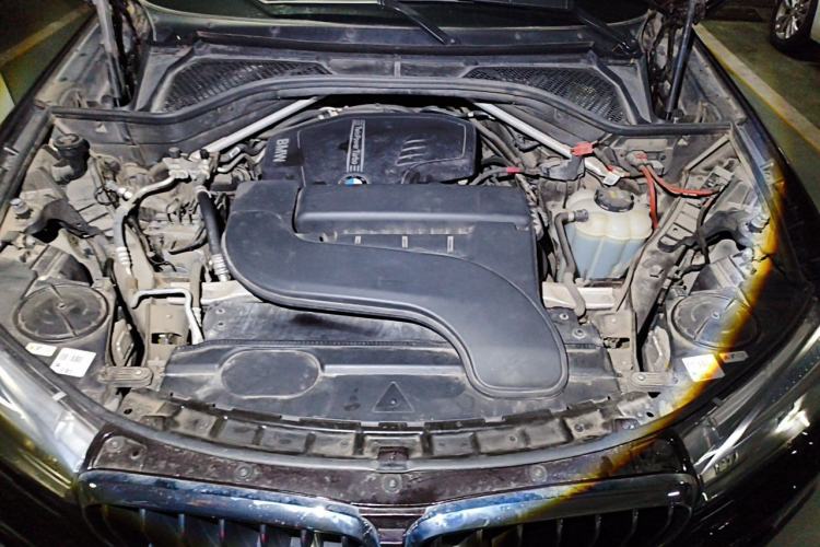 Used BMW X5 2017 xDrive28i Engine Bay