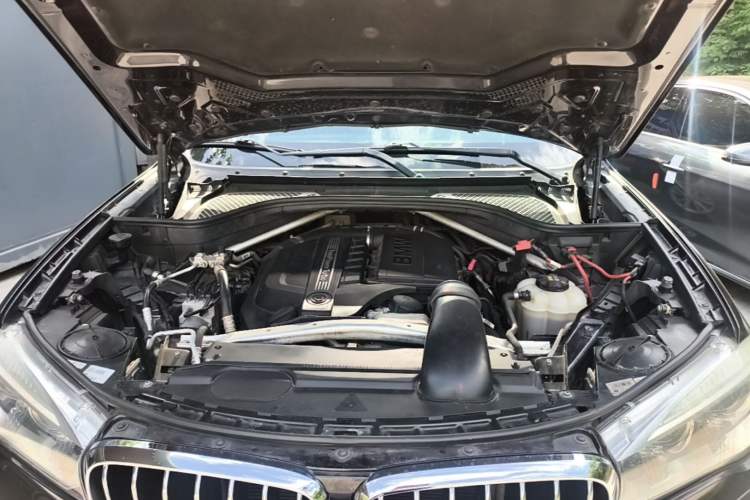 Used BMW X5 2017 xDrive35i Elegant Edition Engine Bay