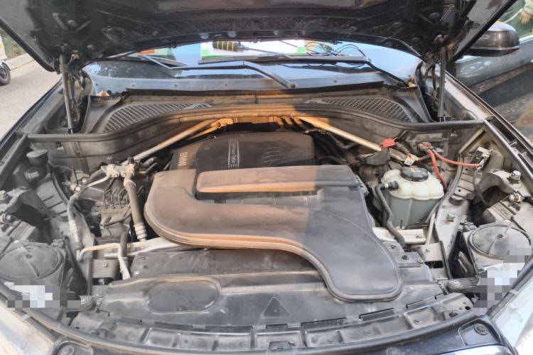Used BMW X5 2017 xDrive28i Engine Bay