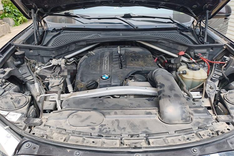 Used BMW X5 2017 xDrive35i Elegant Edition Engine Bay