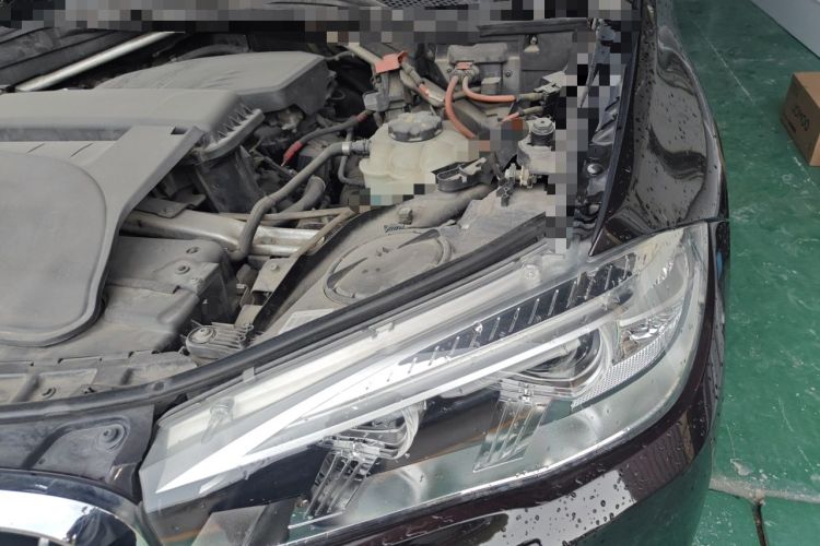 Used BMW X5 2017 xDrive28i Engine Bay Left