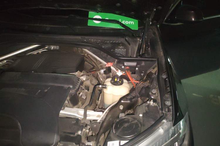 Used BMW X5 2017 xDrive28i Engine Bay Left