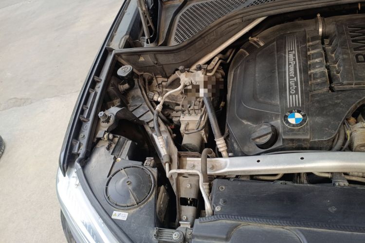 Used BMW X5 2017 xDrive35i Elegant Edition Engine Bay Right