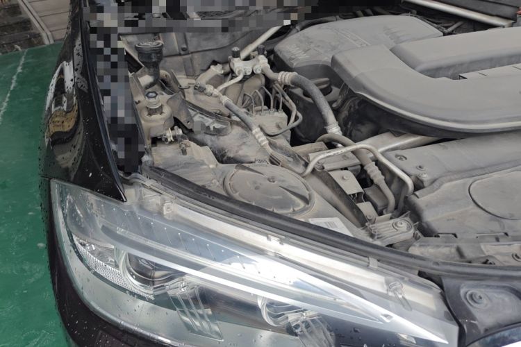 Used BMW X5 2017 xDrive28i Engine Bay Right