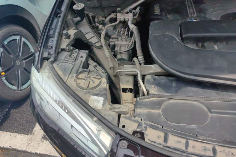 Used BMW X5 2017 xDrive28i Engine Bay Right